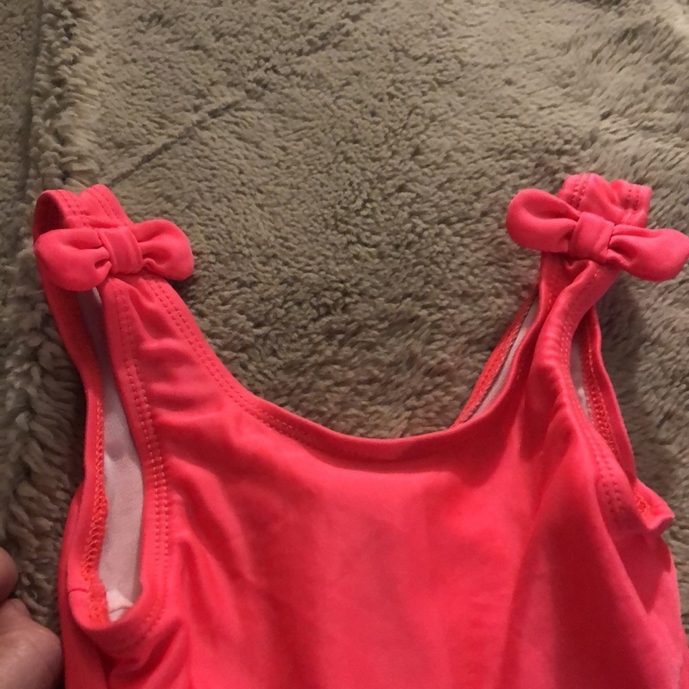 ๐4 for $20 Cat & Jack Pink Swimsuit, size 4T - Picture 3 of 4